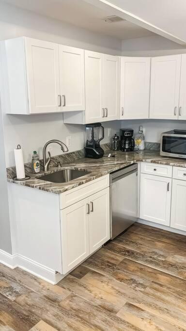 בלטימור Cozy Modern Apt In The Heart Of Fells Point! מראה חיצוני תמונה