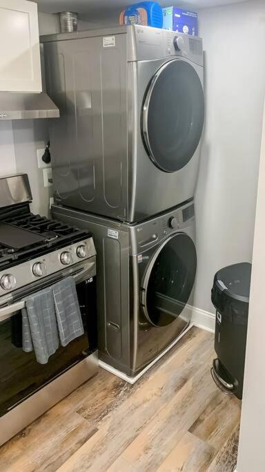 בלטימור Cozy Modern Apt In The Heart Of Fells Point! מראה חיצוני תמונה